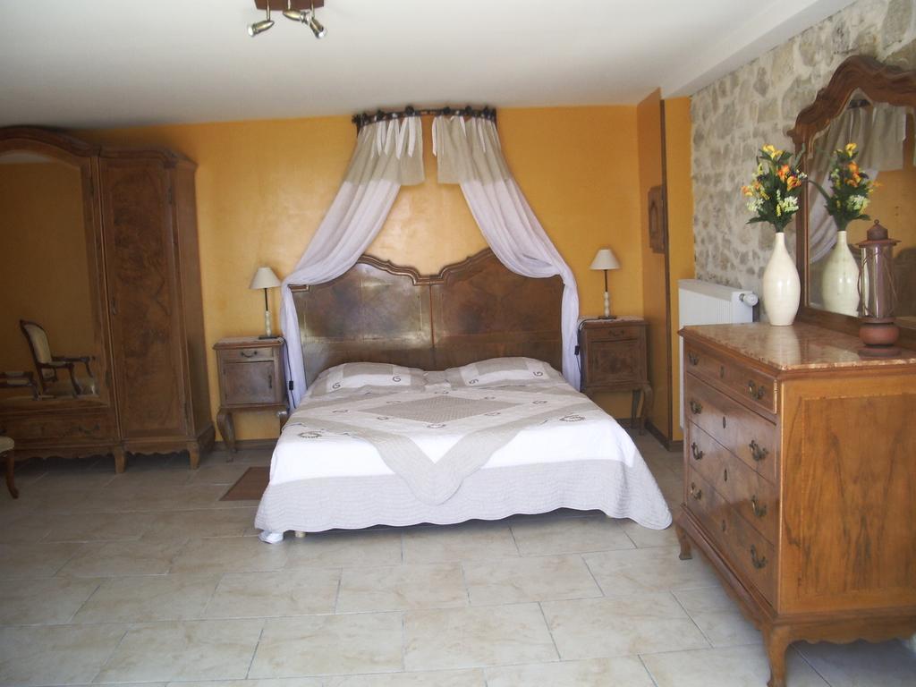 Bed and Breakfast Le Mas Fa Sua Malataverne Exterior foto