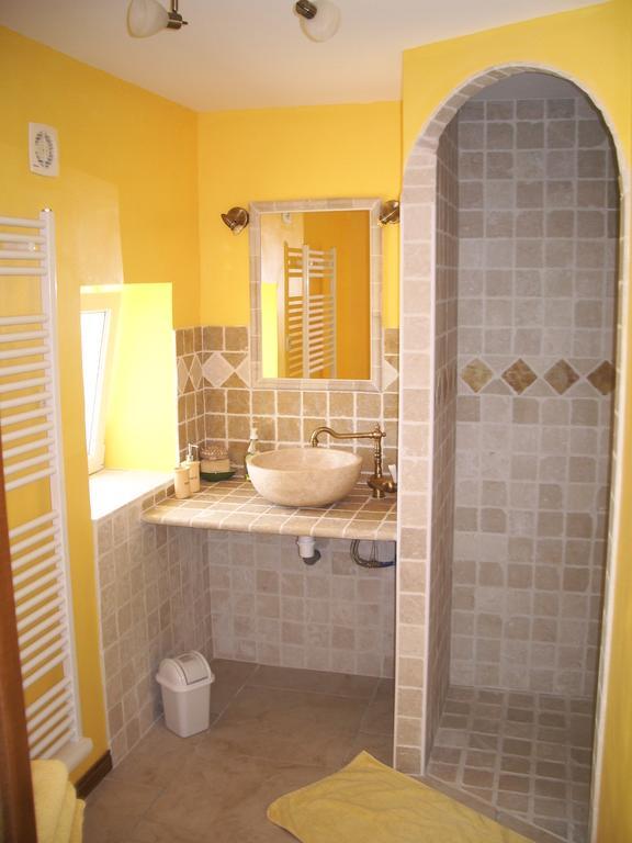 Bed and Breakfast Le Mas Fa Sua Malataverne Exterior foto
